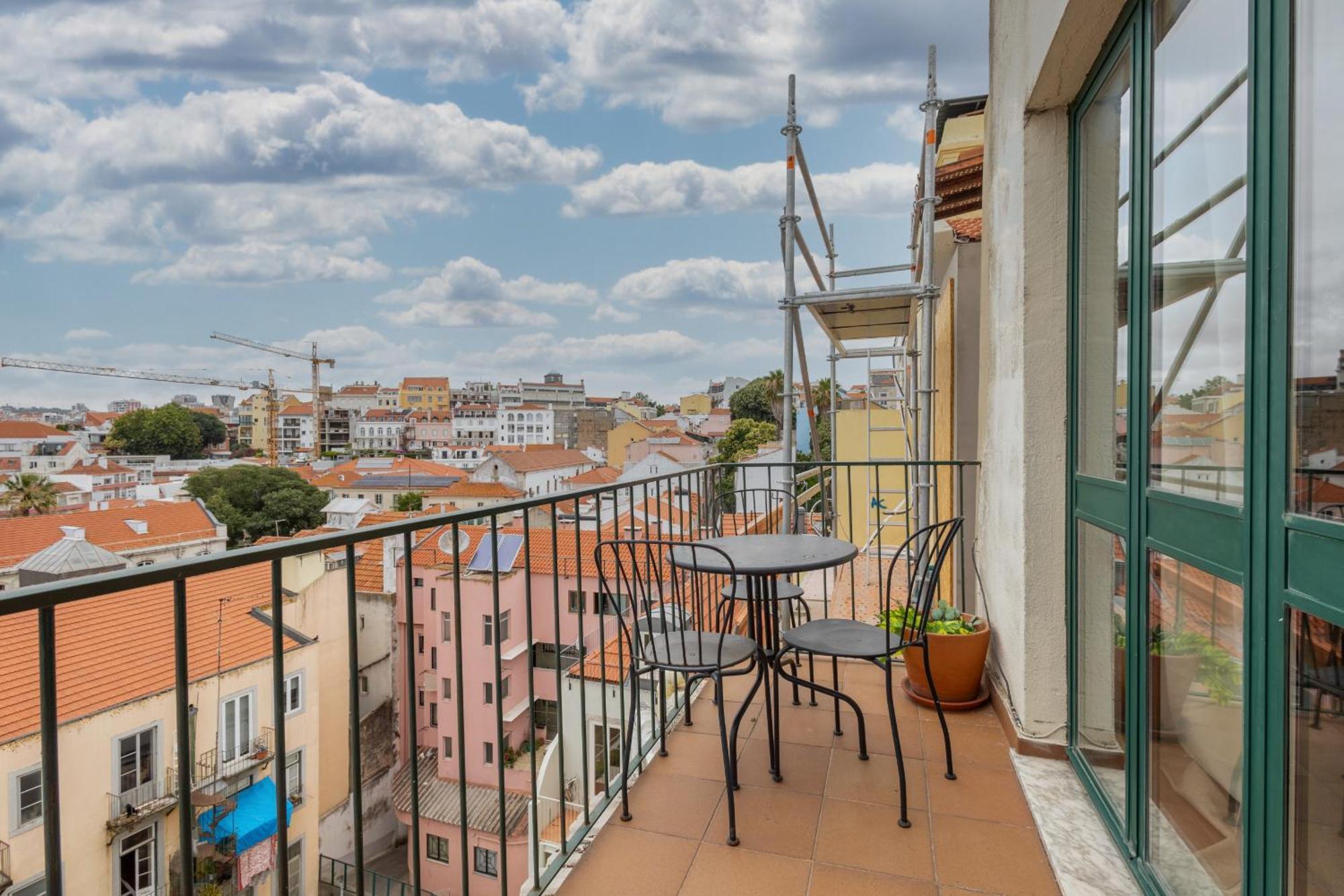 Beguest Bairro Alto City View Apartment Lisbona Esterno foto