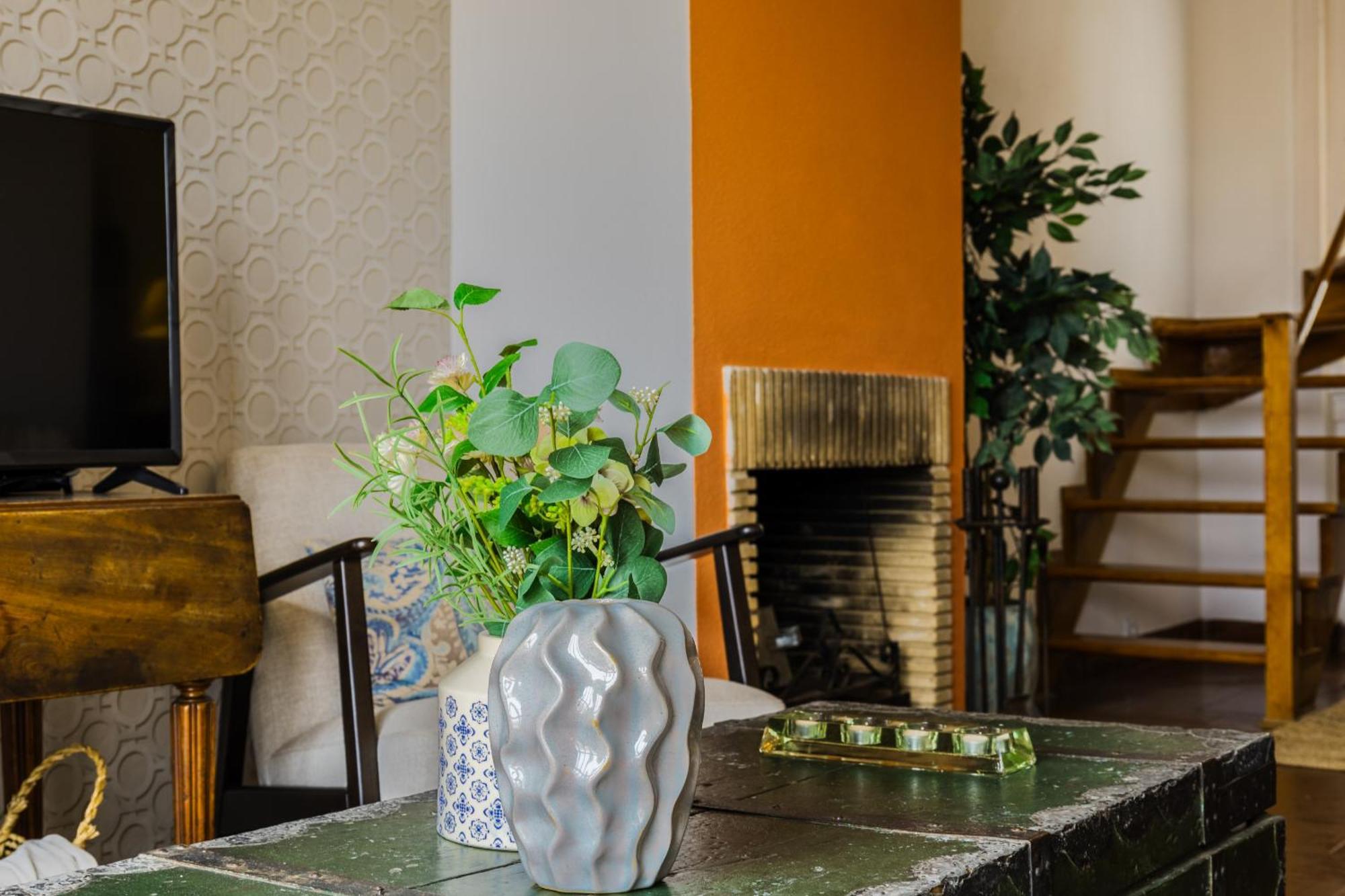 Beguest Bairro Alto City View Apartment Lisbona Esterno foto