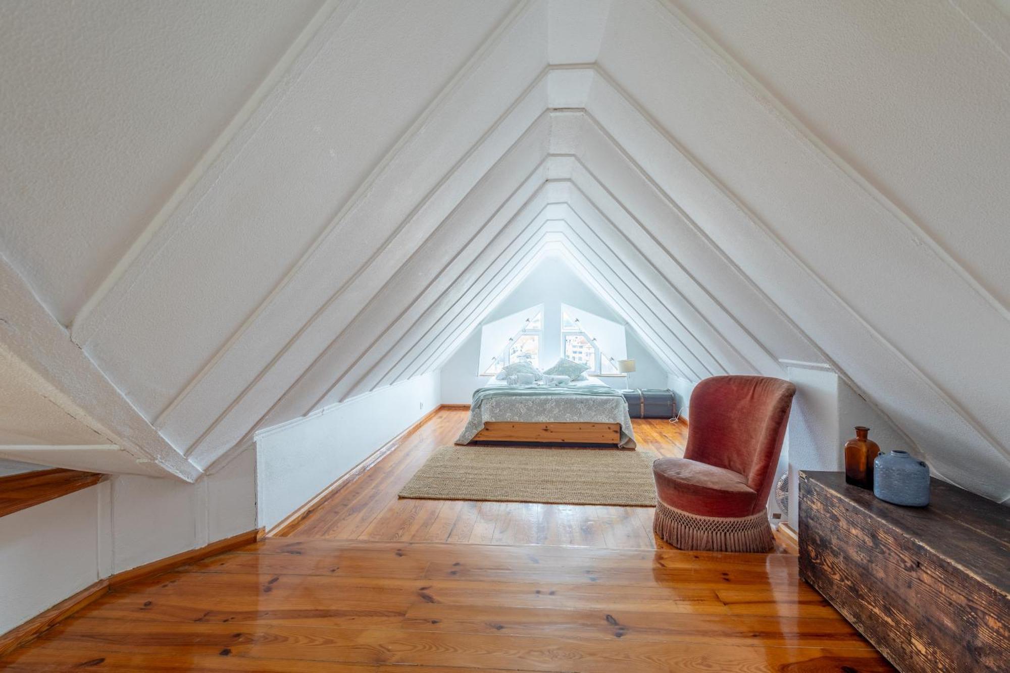 Beguest Bairro Alto City View Apartment Lisbona Esterno foto